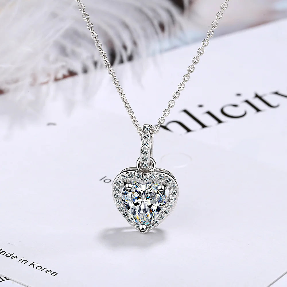 925 Sterling Silver Zircon Heart Pendant Necklace