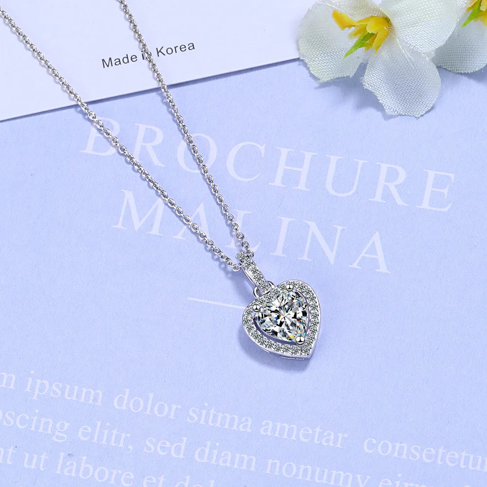 925 Sterling Silver Zircon Heart Pendant Necklace